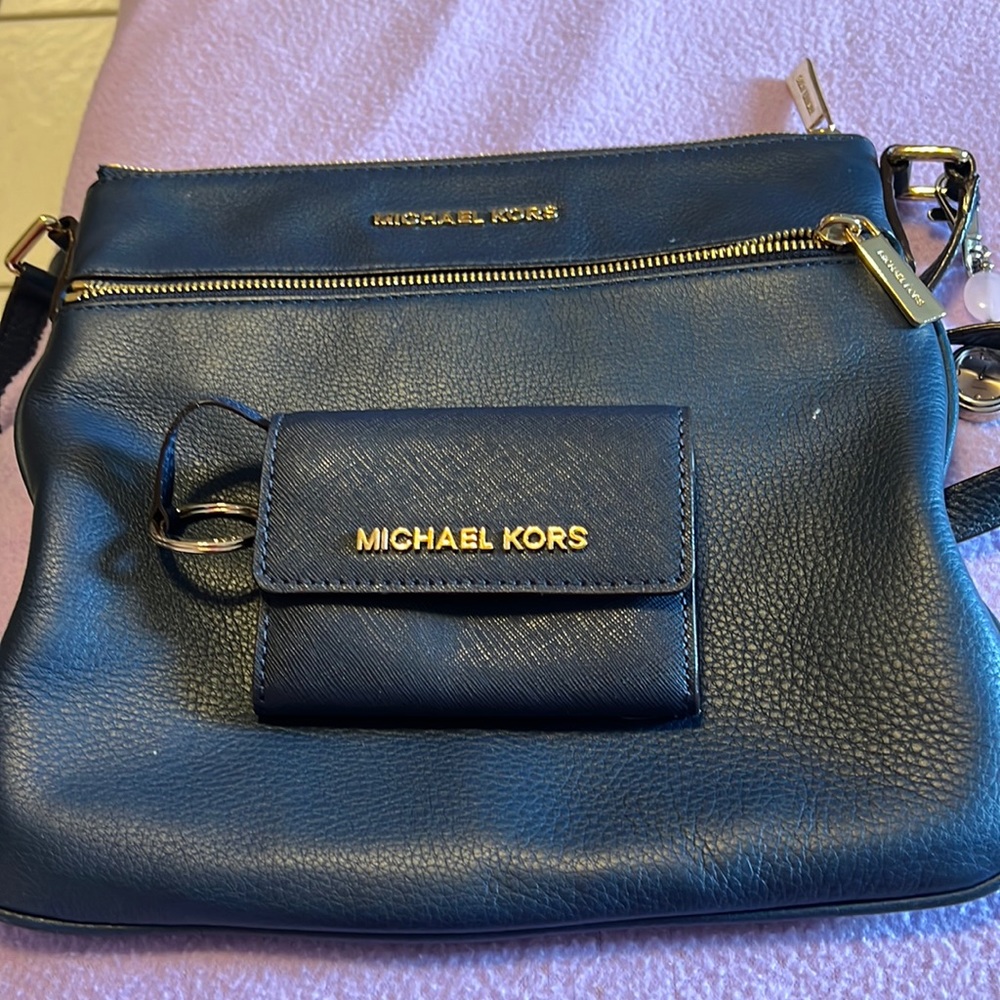 Navy blue, Michael Kors crossbody with wallet